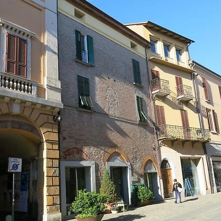 Atelier Della Castellina - Self Check In Apartamento Imola Quarto foto