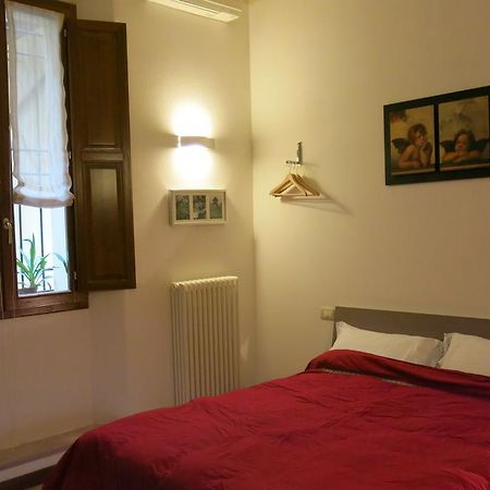 Atelier Della Castellina - Self Check In Apartamento Imola Quarto foto