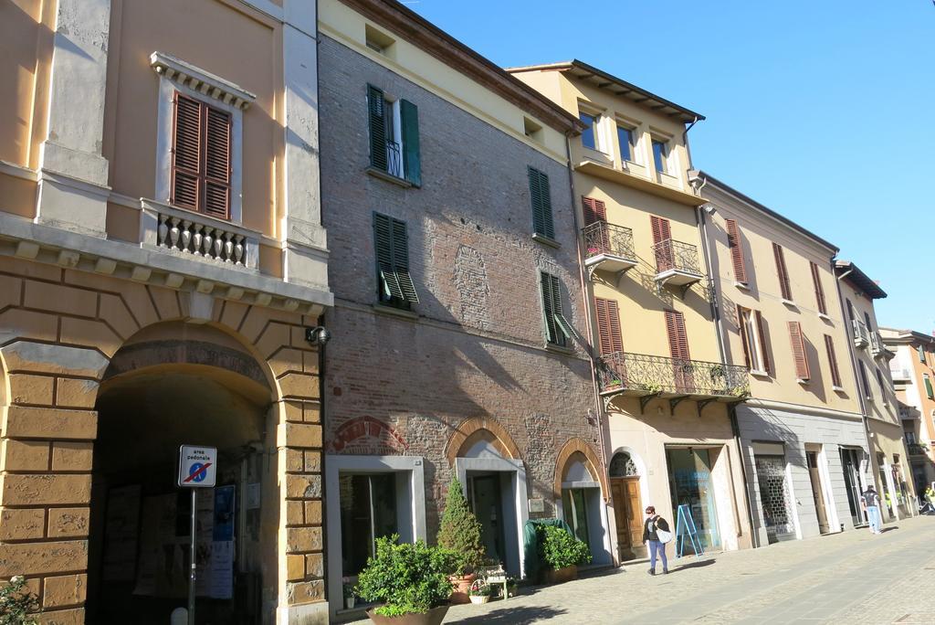 Atelier Della Castellina - Self Check In Apartamento Imola Quarto foto